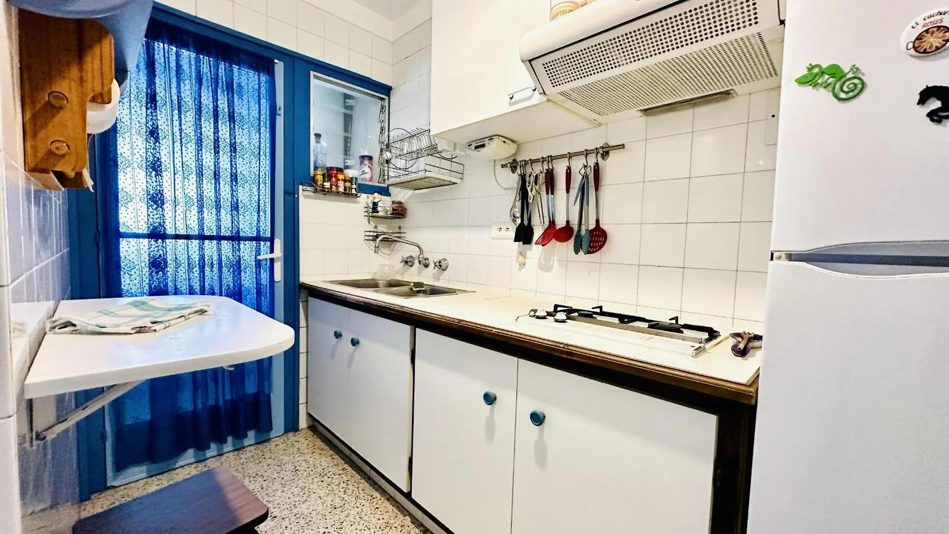 3170 Hort De Mar E 341, Vista Inmejorable, En 1ª Linea De Mar Y Frente A La Playa Mas Espaciosa De Roses. Edificio Tranquilo. A.A. Parking. - Es-258-4 アパート