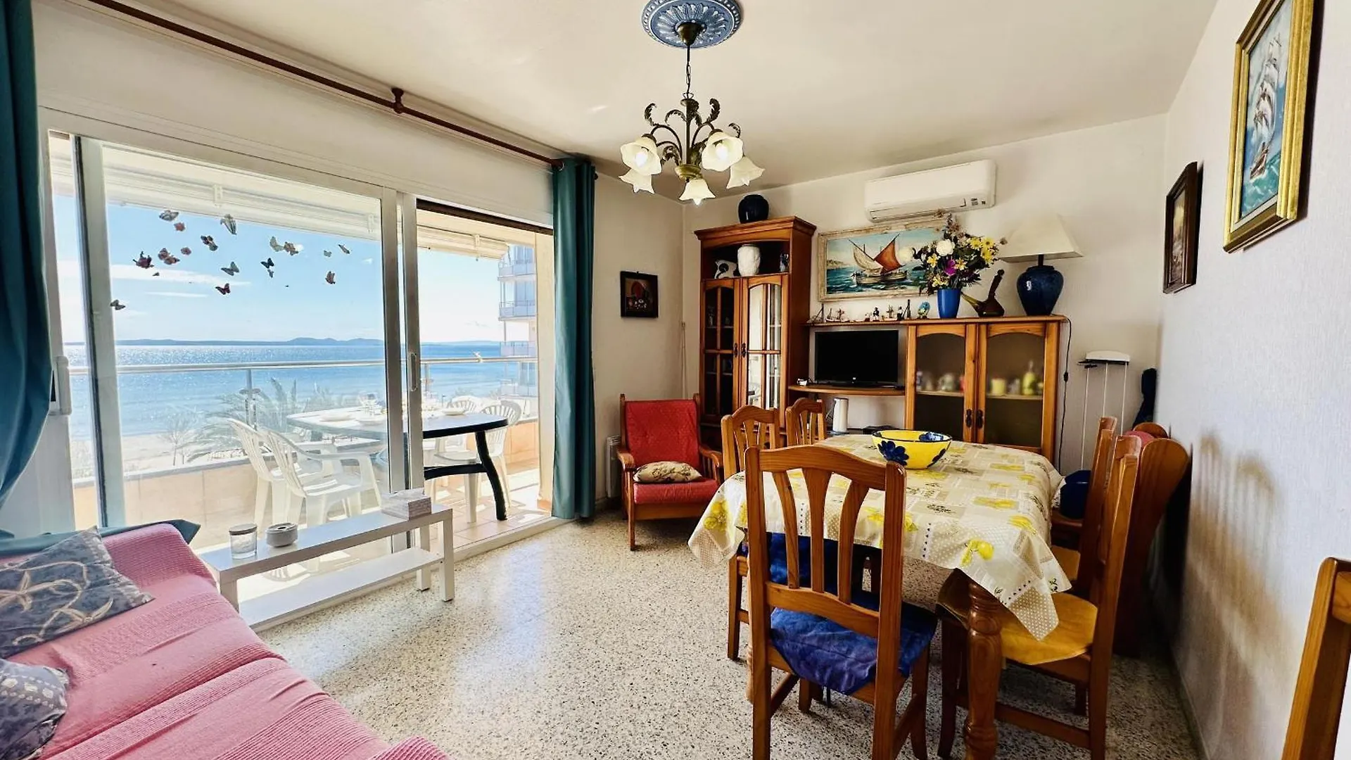 3170 Hort De Mar E 341, Vista Inmejorable, En 1ª Linea De Mar Y Frente A La Playa Mas Espaciosa De Roses. Edificio Tranquilo. A.A. Parking. - Es-258-4 ロザス