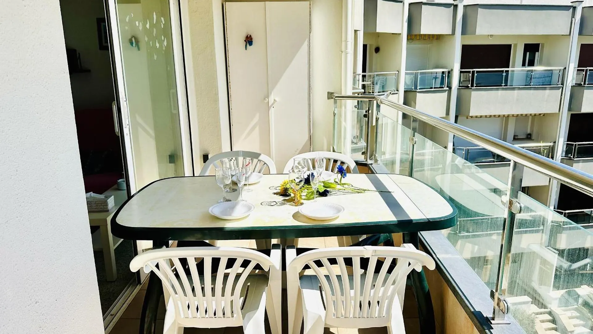 3170 Hort De Mar E 341, Vista Inmejorable, En 1ª Linea De Mar Y Frente A La Playa Mas Espaciosa De Roses. Edificio Tranquilo. A.A. Parking. - Es-258-4 Apartment Roses