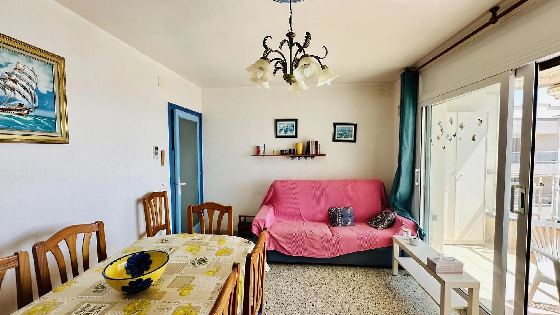 Apartment 3170 Hort De Mar E 341, Vista Inmejorable, En 1ª Linea De Mar Y Frente A La Playa Mas Espaciosa De Roses. Edificio Tranquilo. A.A. Parking. - Es-258-4